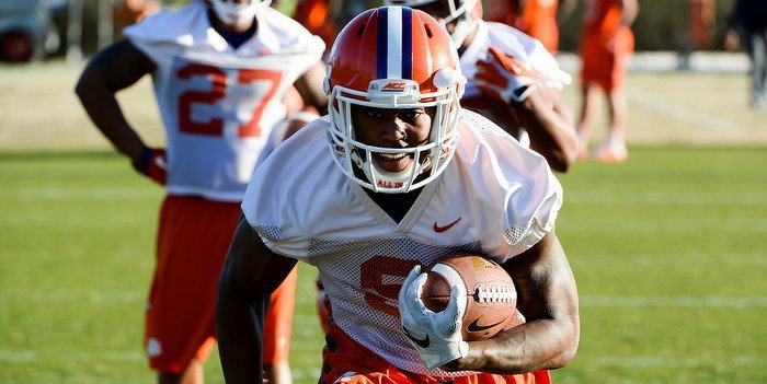 Clemson ranked in Top 15 in RB situations in CFB
