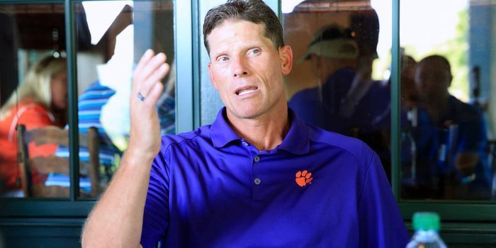 Venables expecting a dog fight between two cats at Auburn