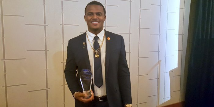 Watson runs two-minute offense on awards night at Hall of Fame banquet