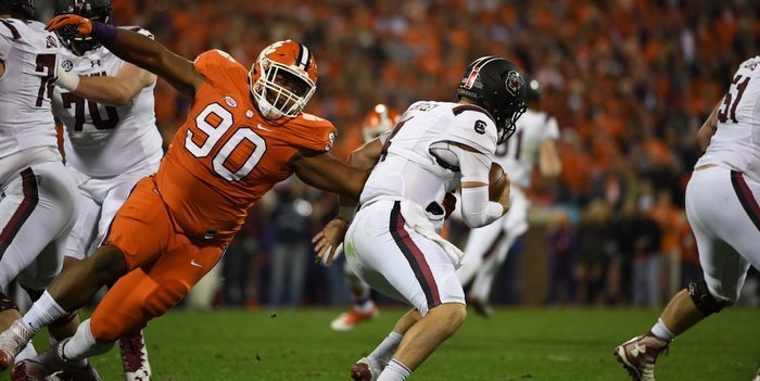 South Carolina has picked it up offensively with a healthier offensive line, but they face one of their bigger tests Saturday with Clemson's defensive front.