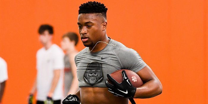 4-star WR officially signs with Clemson