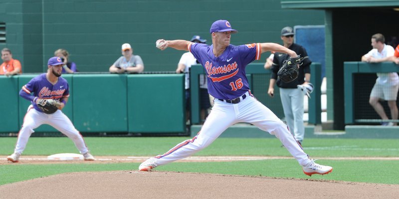Rally falls short as Tigers suffer 9th consecutive ACC loss