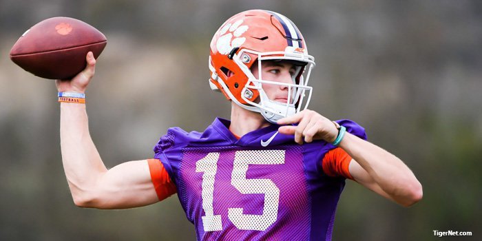 Elliott: Hunter Johnson stood out in Wednesday's scrimmage