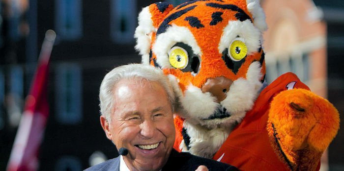 Corso hanging out with the Tiger (Joshua Kelly - USA Today Sports)