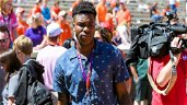 Clemson in top four for elite DB