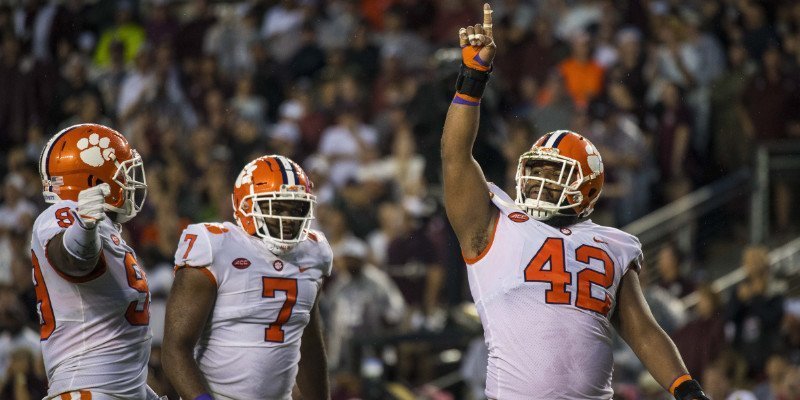 Instant Analysis: Tigers escape thriller in College Station