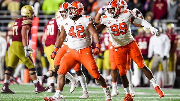 Hear more about the background that makes Christian Wilkins and Clelin Ferrell prime prospects for NFL teams next week.