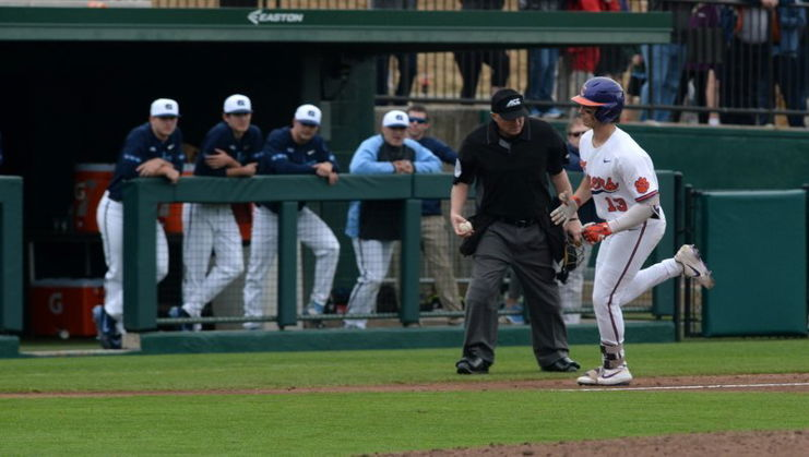 An impressive offensive display from the Tigers over the weekend has Clemson moving up in the polls. 