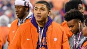 Swinney says LB has positive attitude after suffering second ACL tear