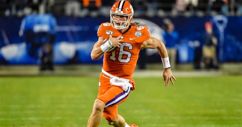 Trevor Lawrence releases statement after testing positive for COVID-19