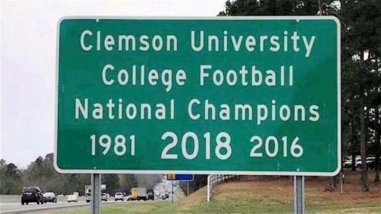 LOOK: Clemson 2018 National Championship sign