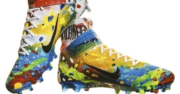 Watsons' colorful cleats for charity (Credit: Darren Rovell)