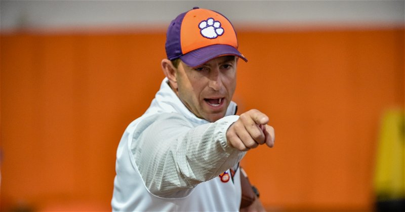 Swinney says he won't let anyone's criticism steal his joy