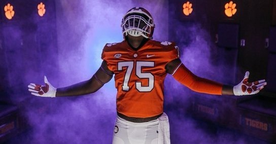 In-state offensive linemen with Clemson connection checks out the Tigers