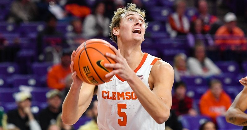 Clemson hopes the home court will offer a return to the win column. 