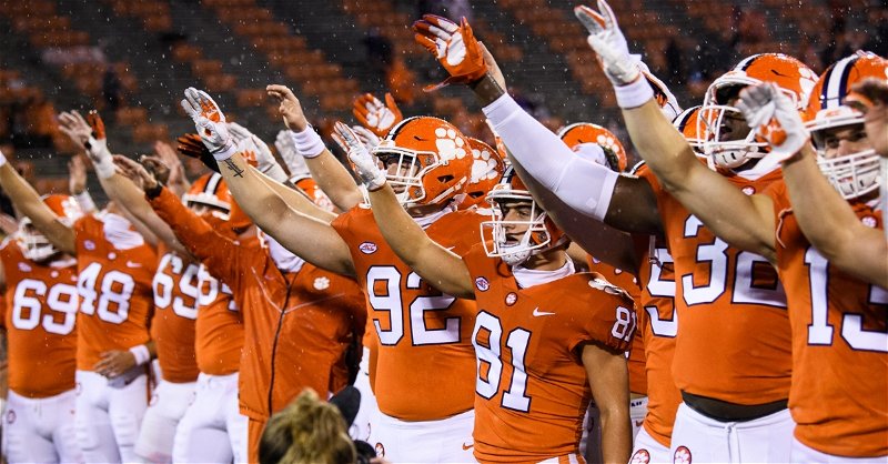 Clemson will wear orange jerseys and white pants against Georgia 