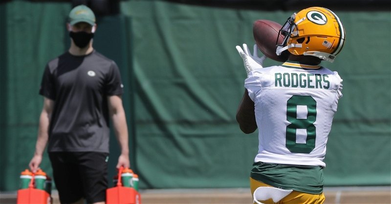 Rodgers is showing early what he can do for his new team. (Mark Hoffman/Milwaukee Journal Sentinel)