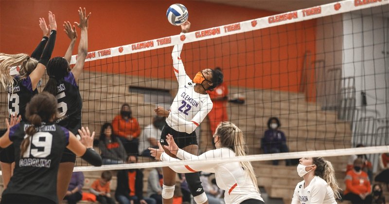 Solei Thomas had her first career double-double with 16 kills and 18 digs in second win (Photo: Clemson athletics)