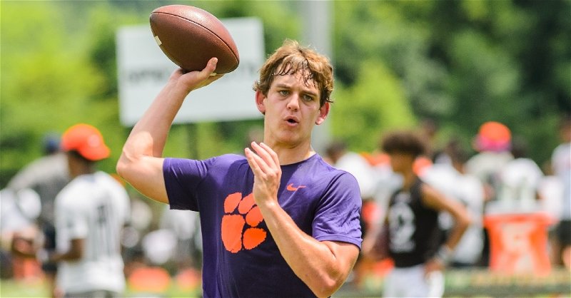Manning is the nation's No. 1 QB for the 2023 recruiting cycle 