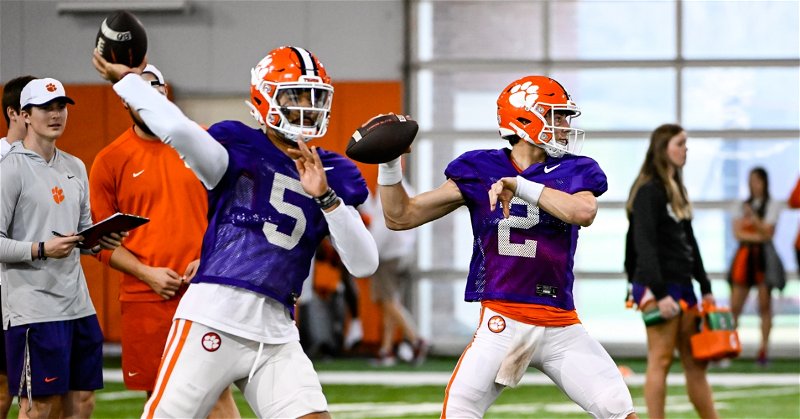 DJU and Klubnik are two 5-star QBs on Clemson's roster 