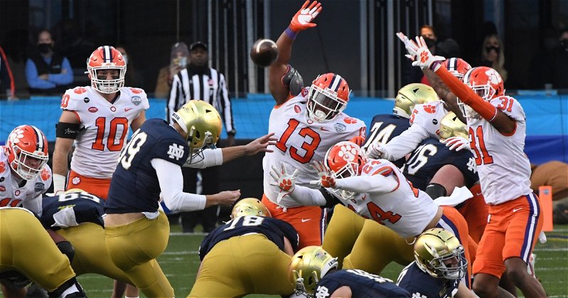 Clemson at Notre Dame Preview: Q&A with Irish Breakdown