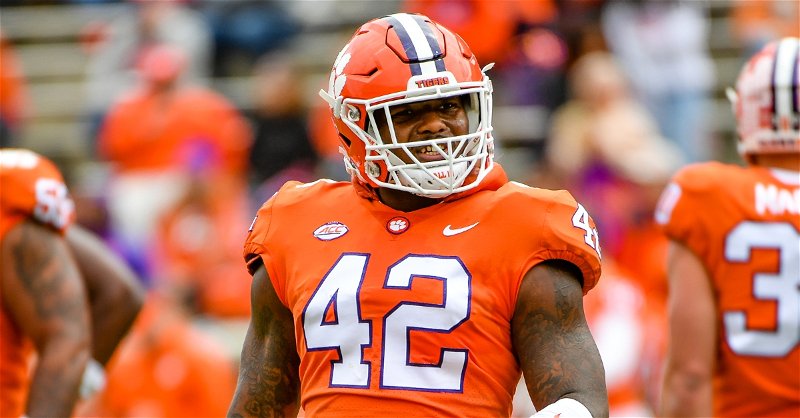 LaVonta Bentley on continuing Clemson linebacker legacy: 'We have to keep the flame lit'