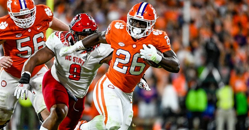 Closer Look: Grades and notes from Clemson's win over Louisville