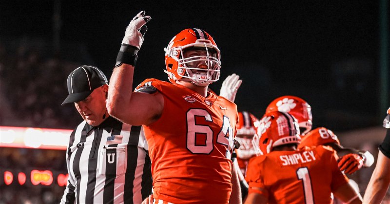 Clemson lineman expecting a fight against the Irish