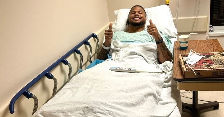 Xavier Thomas in good spirits after the surgery
