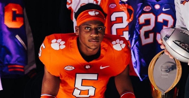 DaKaari Nelson received a Clemson offer in January and has the Tigers in his final group.