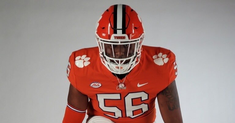 Peach State D-lineman Champ Thompson left a Clemson visit with a scholarship offer on Saturday.