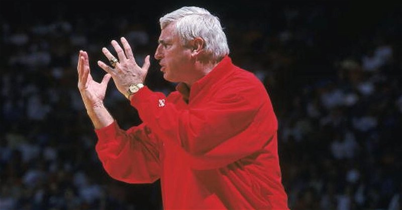 Legendary coach Bob Knight passes away