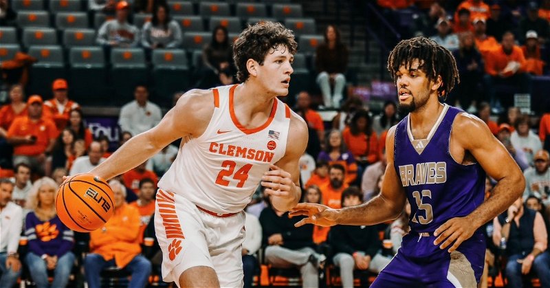 Clemson men's basketball improved to 5-0 for the first time since 2020-21. (Clemson athletics photo)