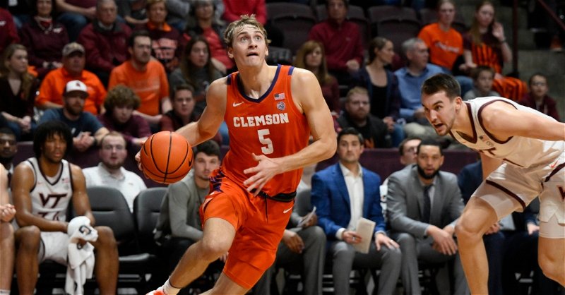 Clemson won ACC road games back-to-back at Virginia Tech and Pitt and host Louisville going for a 6-0 ACC start Wednesday. (Photo: Lee Luther / USATODAY)