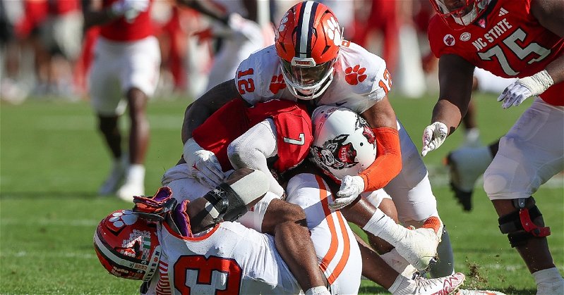 Twitter reacts to Clemson's loss to NC State