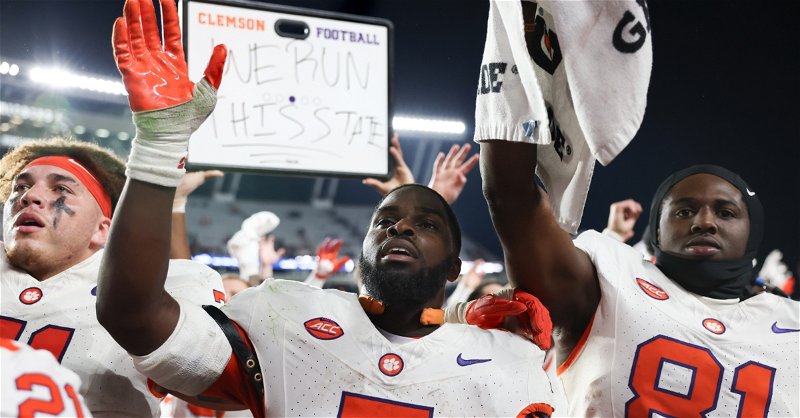 Clemson made its Top 25 case with a 4-0 November.