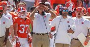 Sports Illustrated tags Clemson offense among 