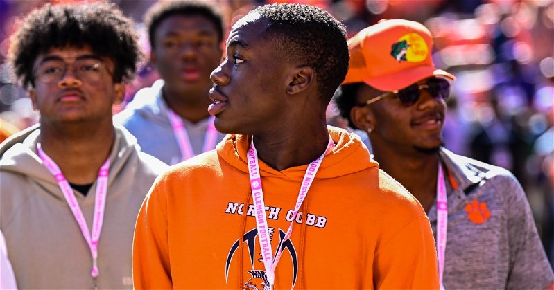 David Eziomume is a 4-star running back and now a Clemson commitment.