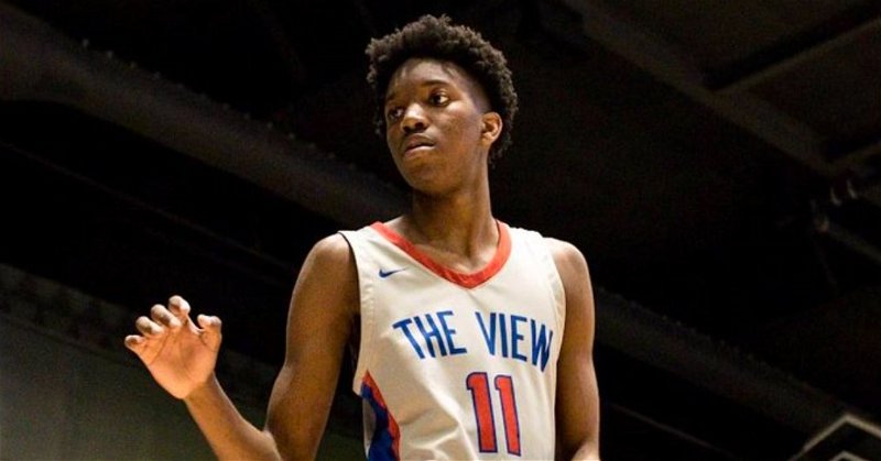 Dallas Thomas is a unanimous Top 70 prospect and now a Clemson men's basketball commitment. 