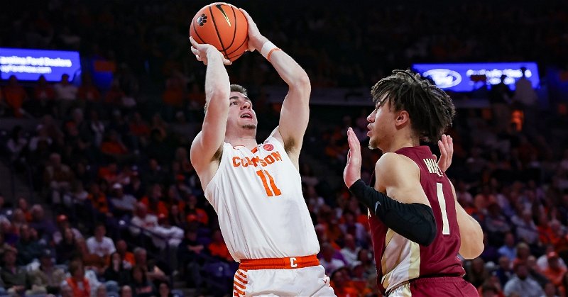 Clemson guards come up big to continue dominance over Seminoles