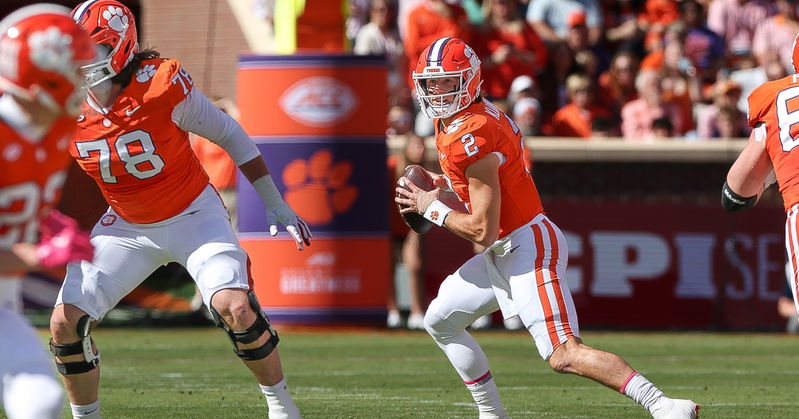 Clemson dropped out of the Top 10 in this week's AP Top 25.