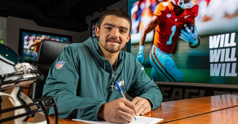 Will Shipley is one of the latest rookies to sign a deal out of the 2024 NFL draft class (photo per the Eagles).