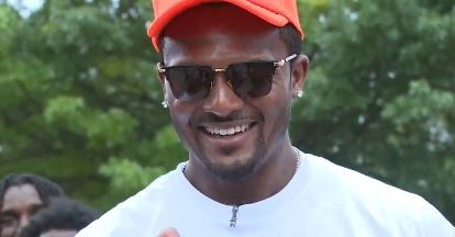 Deshaun Watson gets surprise gift from high school team