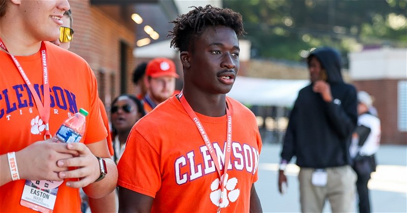 Gideon Davidson leads Clemson's offensive pledges in the ESPN rankings, at No. 50 overall. 