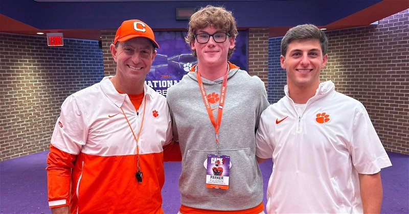 Clemson coaches roll out the red carpet trying to add depth at wide receiver