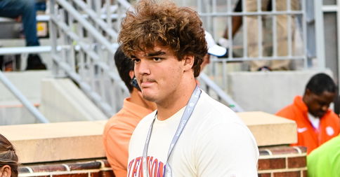 Top GA lineman continues to grow relationship with Clemson after Matt Luke's home visit