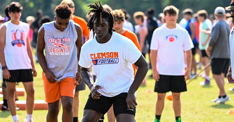 Ari Watford is unanimous 4-star prospect and he boosted Clemson's 2025 class to No. 3 for ESPN.